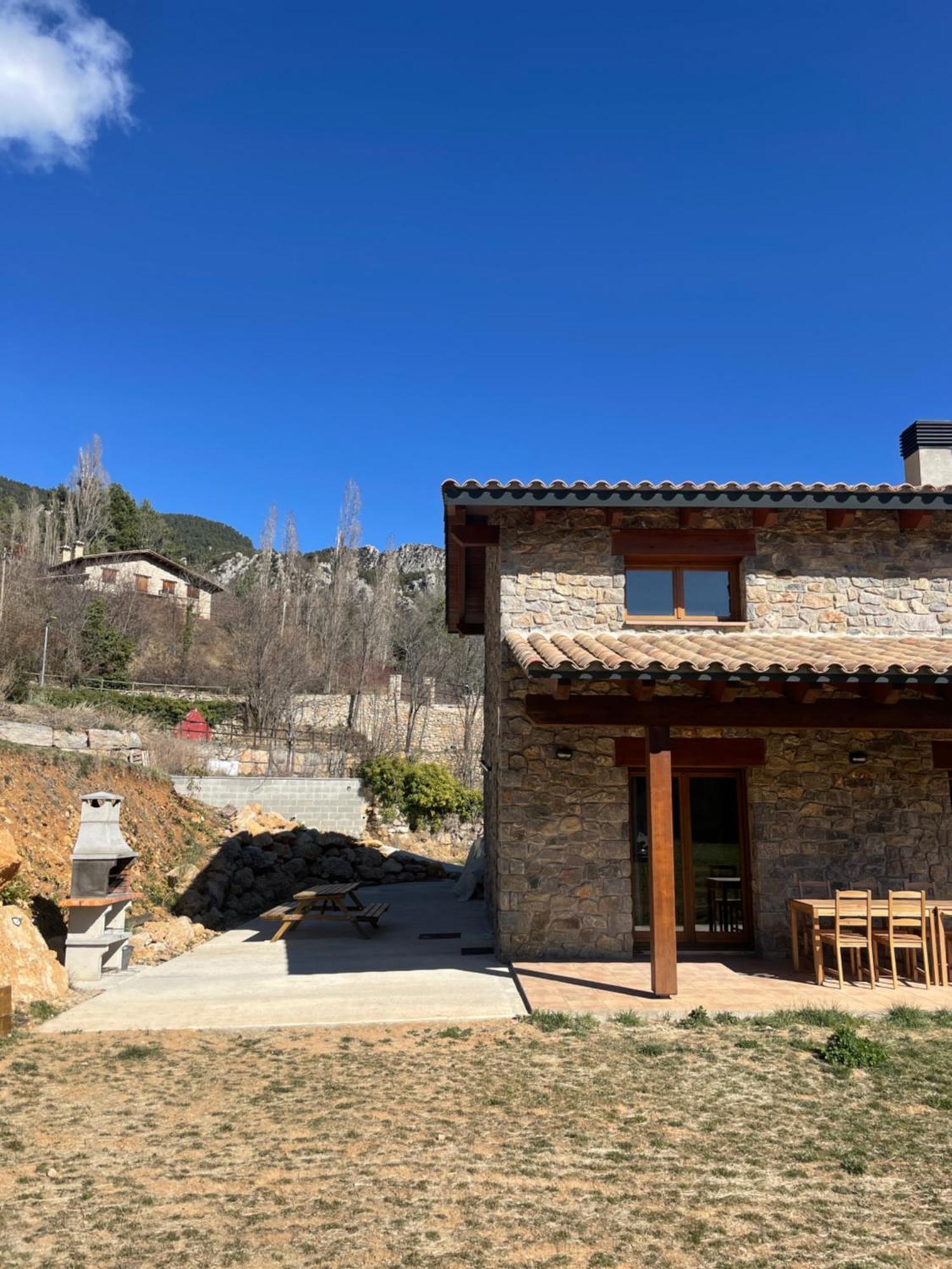 Casa De Les Escoles, Espinalbet - Alberga Villa Castellar del Riu Exterior foto