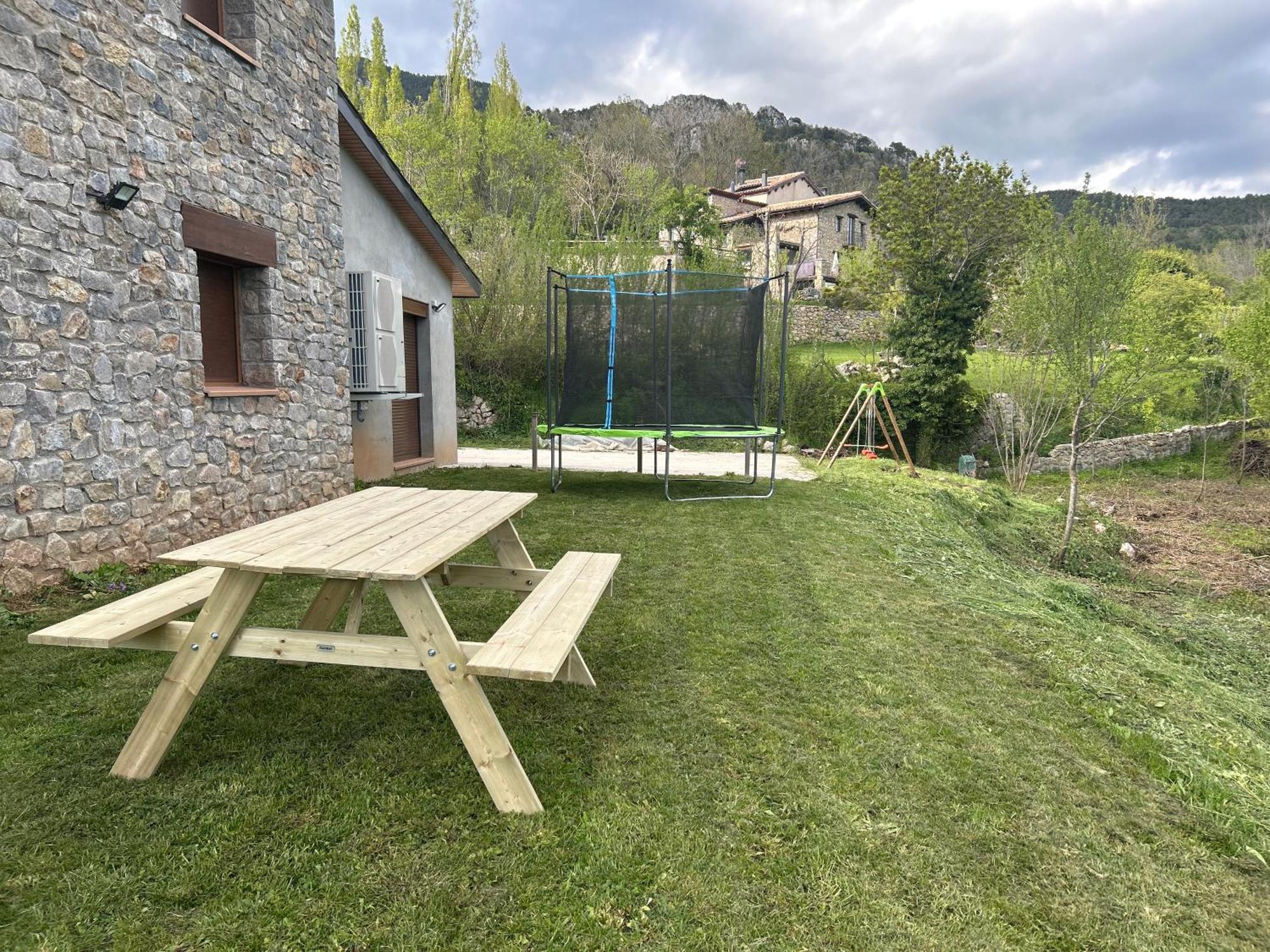 Casa De Les Escoles, Espinalbet - Alberga Castellar del Riu Exterior foto
